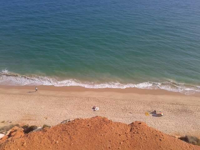 2 Bedroom Apartment Falesia Beach Албуфейра Номер фото